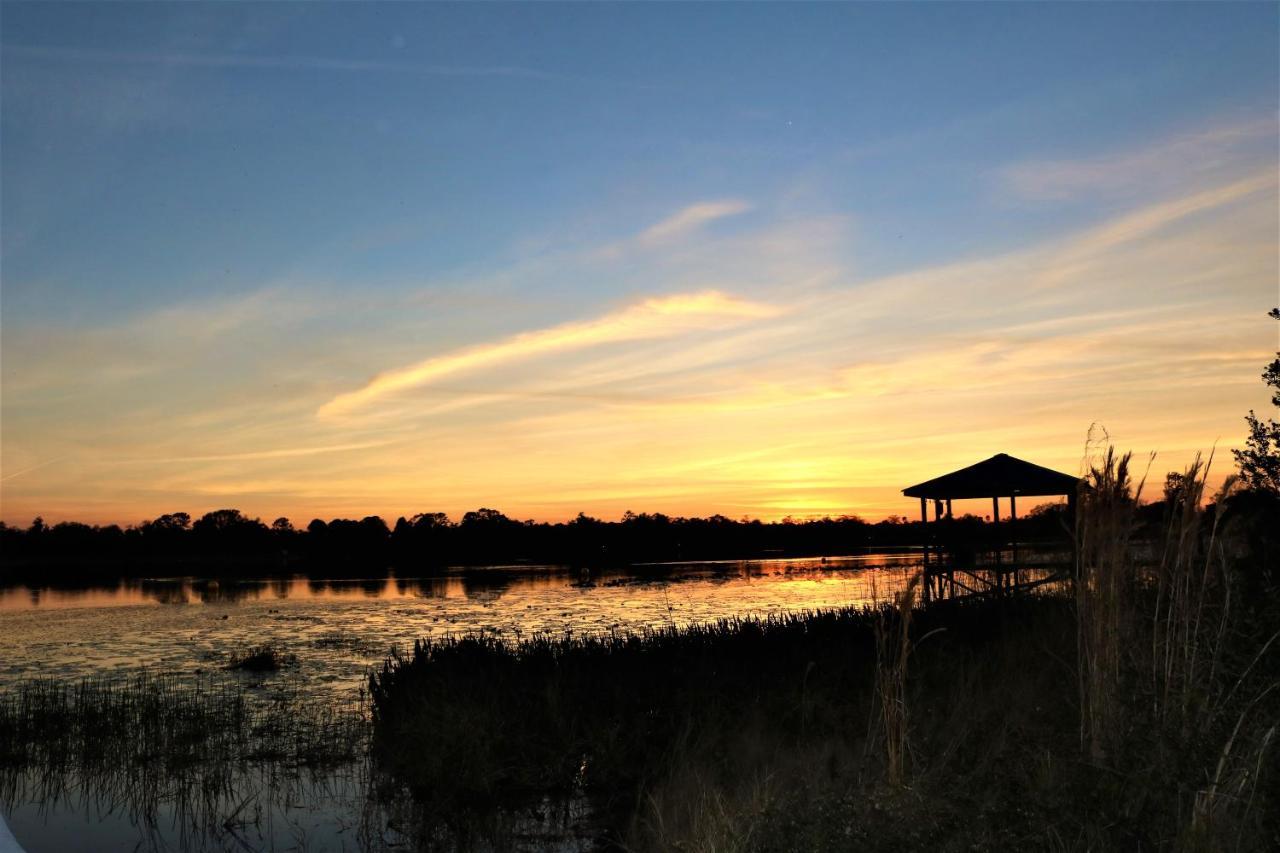 Howard Johnson By Wyndham Lake Front Park Kissimmee Buitenkant foto