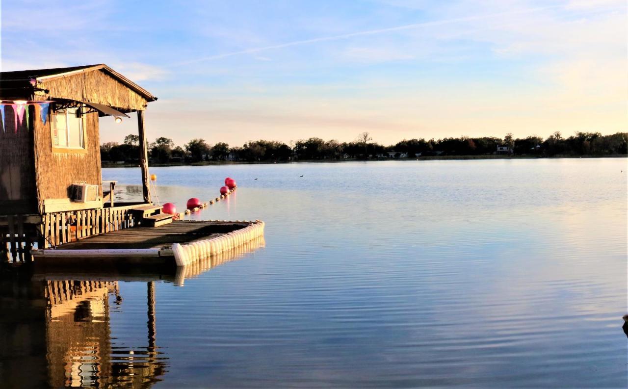 Howard Johnson By Wyndham Lake Front Park Kissimmee Buitenkant foto