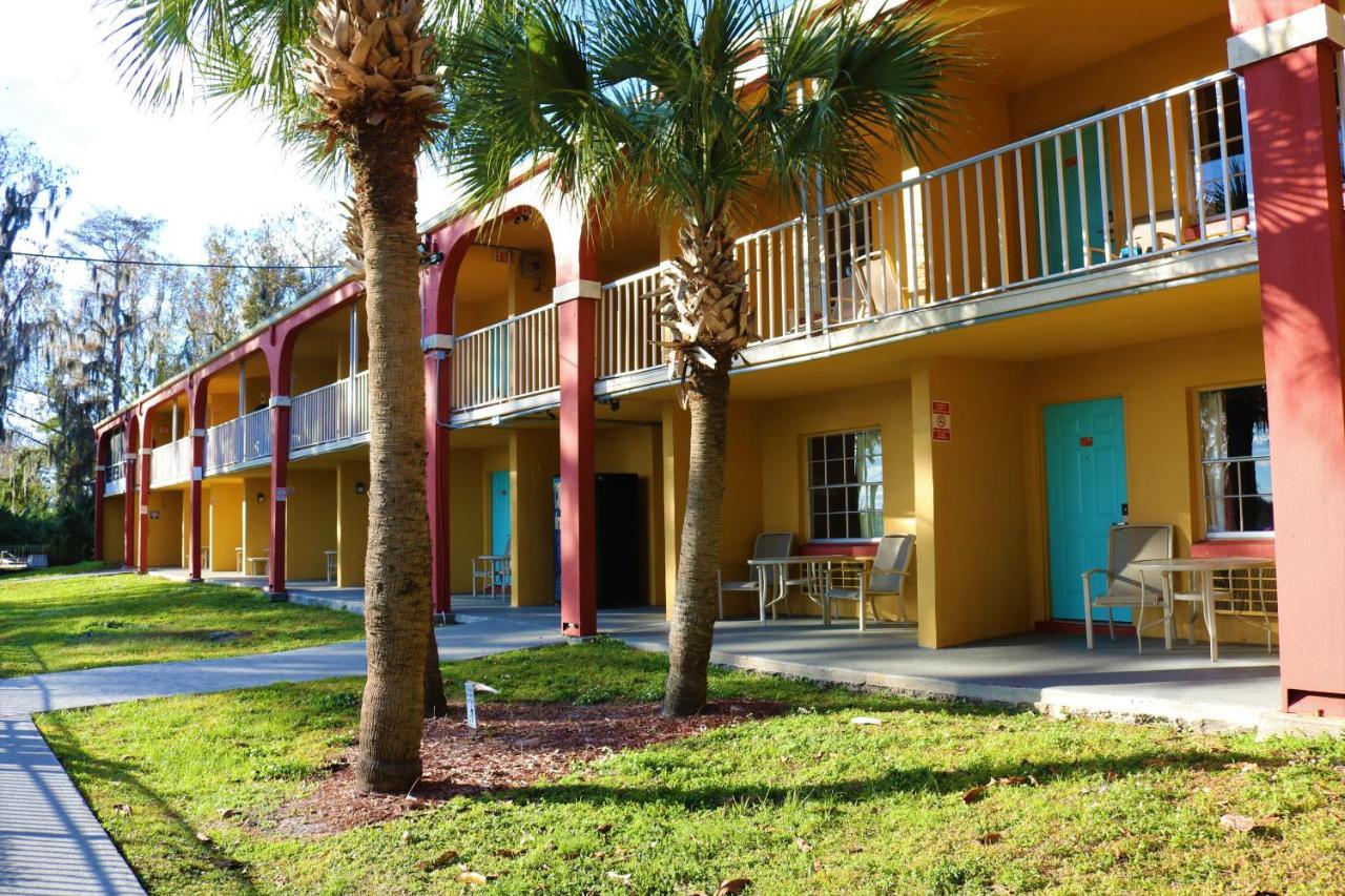 Howard Johnson By Wyndham Lake Front Park Kissimmee Buitenkant foto