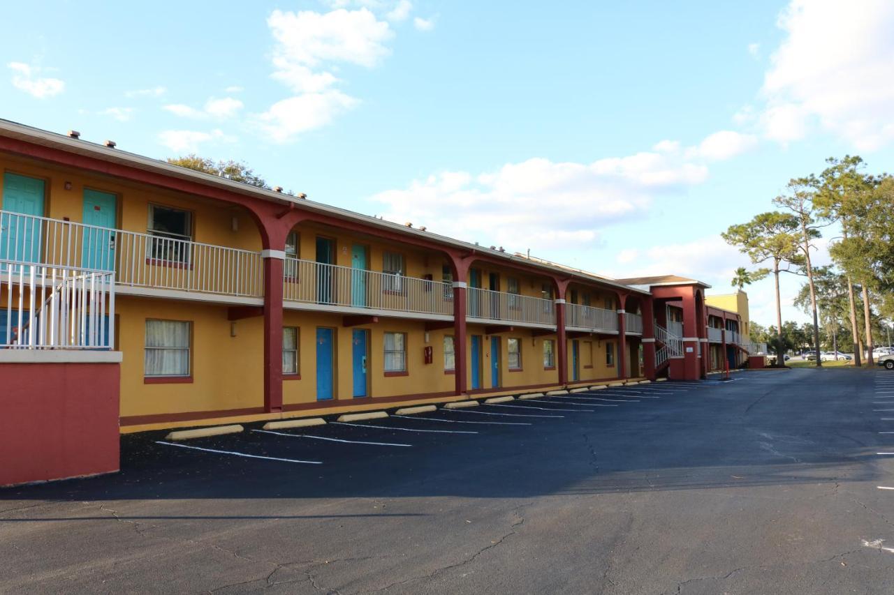 Howard Johnson By Wyndham Lake Front Park Kissimmee Buitenkant foto