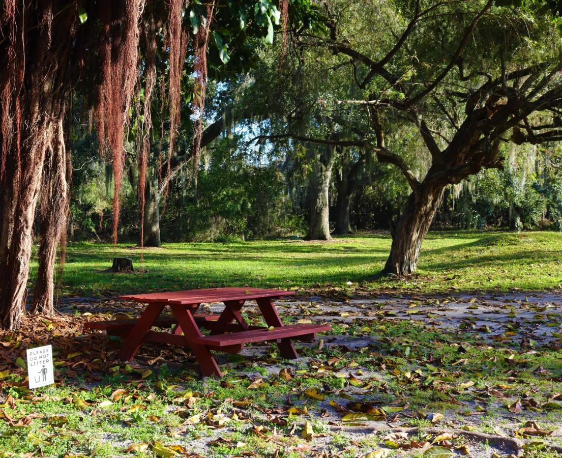 Howard Johnson By Wyndham Lake Front Park Kissimmee Buitenkant foto